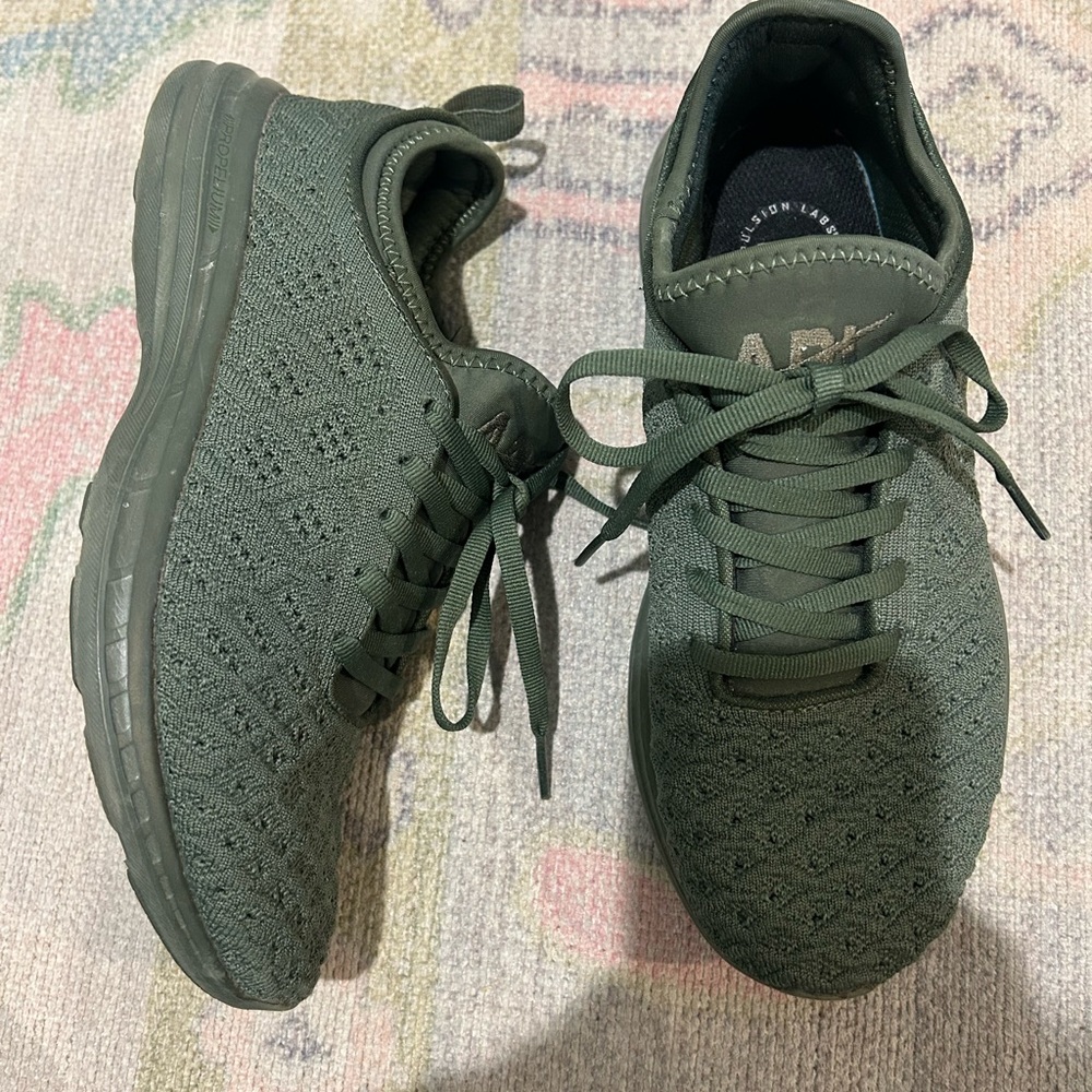 APL Green Sneaker